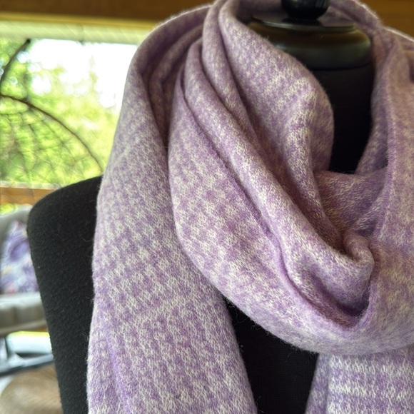 Cristina Chiti | Italian Wool Blend Scarf - Picture 2 of 4